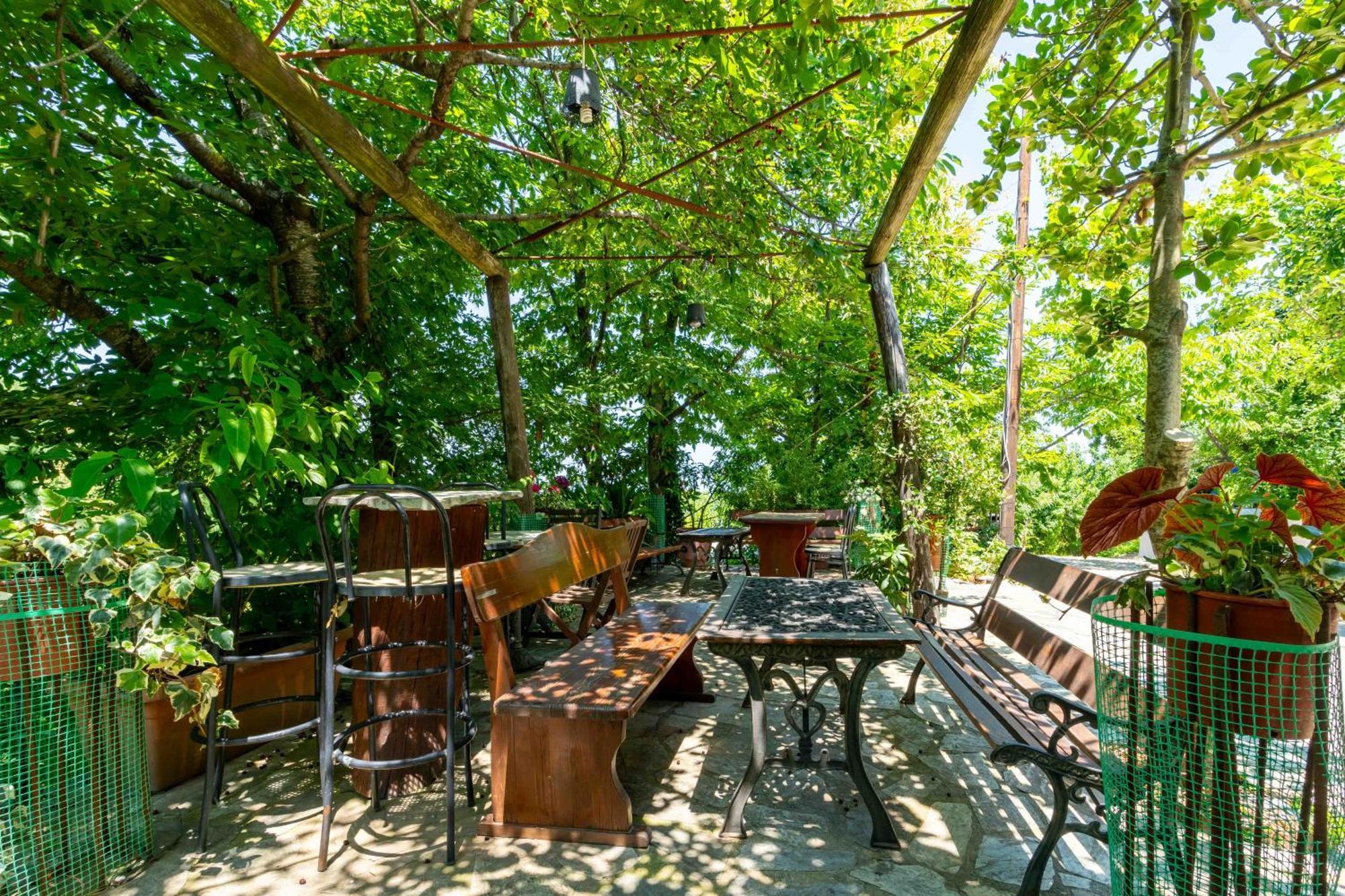 Guesthouse Papachristou Tsagarada Bagian luar foto
