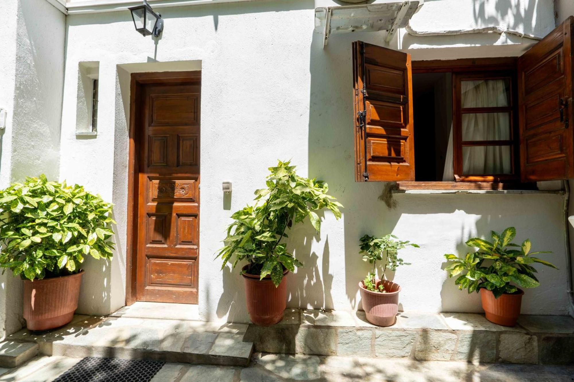 Guesthouse Papachristou Tsagarada Bagian luar foto