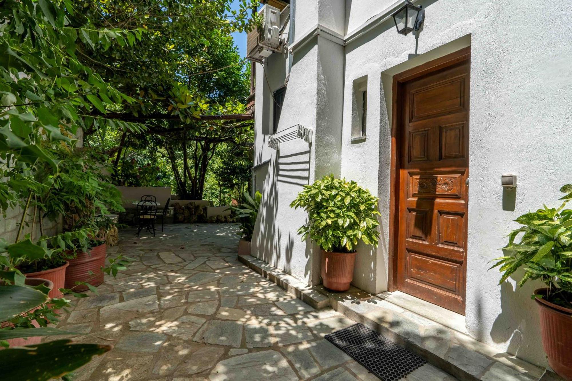 Guesthouse Papachristou Tsagarada Bagian luar foto