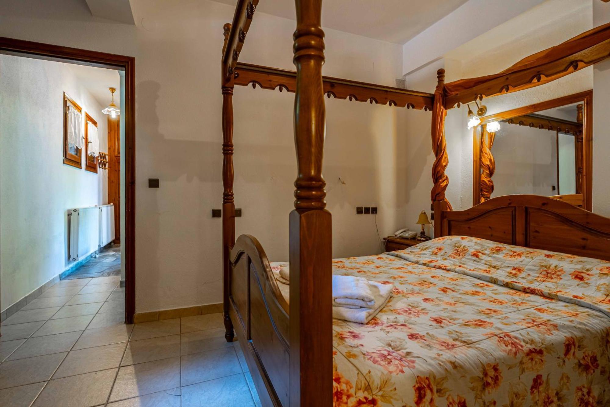 Guesthouse Papachristou Tsagarada Bagian luar foto