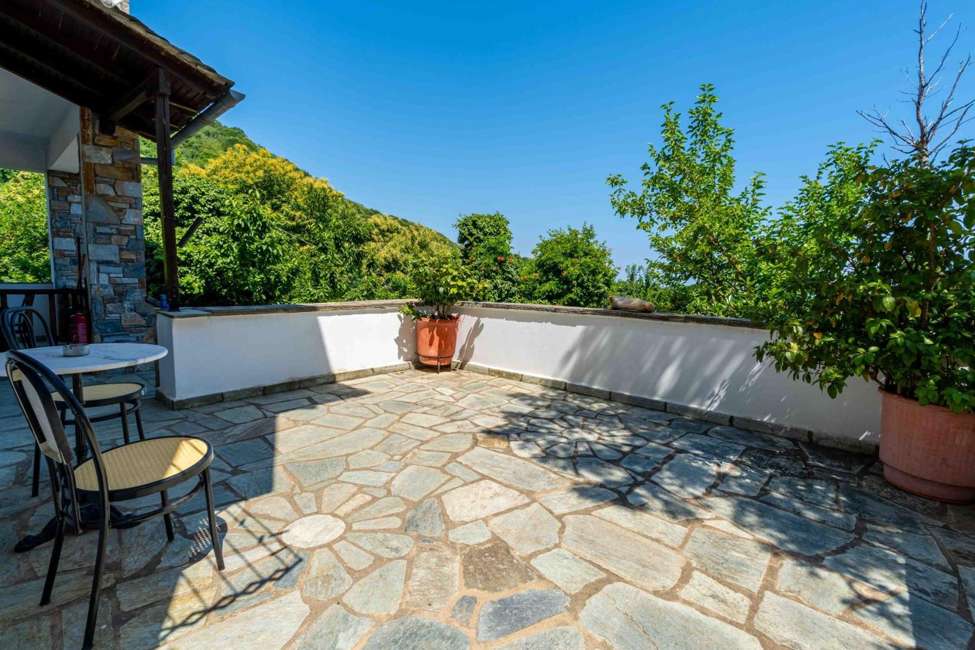 Guesthouse Papachristou Tsagarada Bagian luar foto