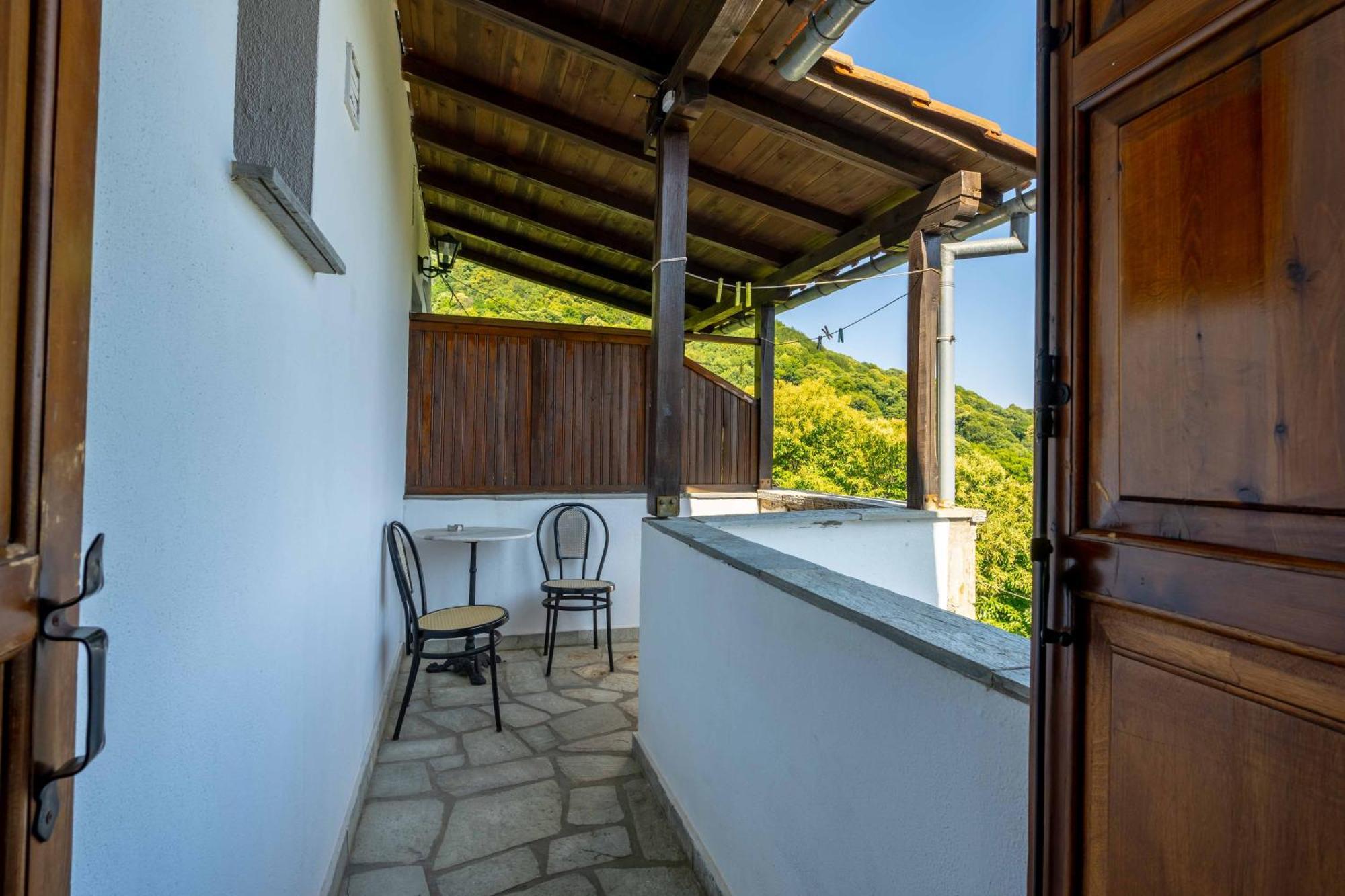 Guesthouse Papachristou Tsagarada Bagian luar foto