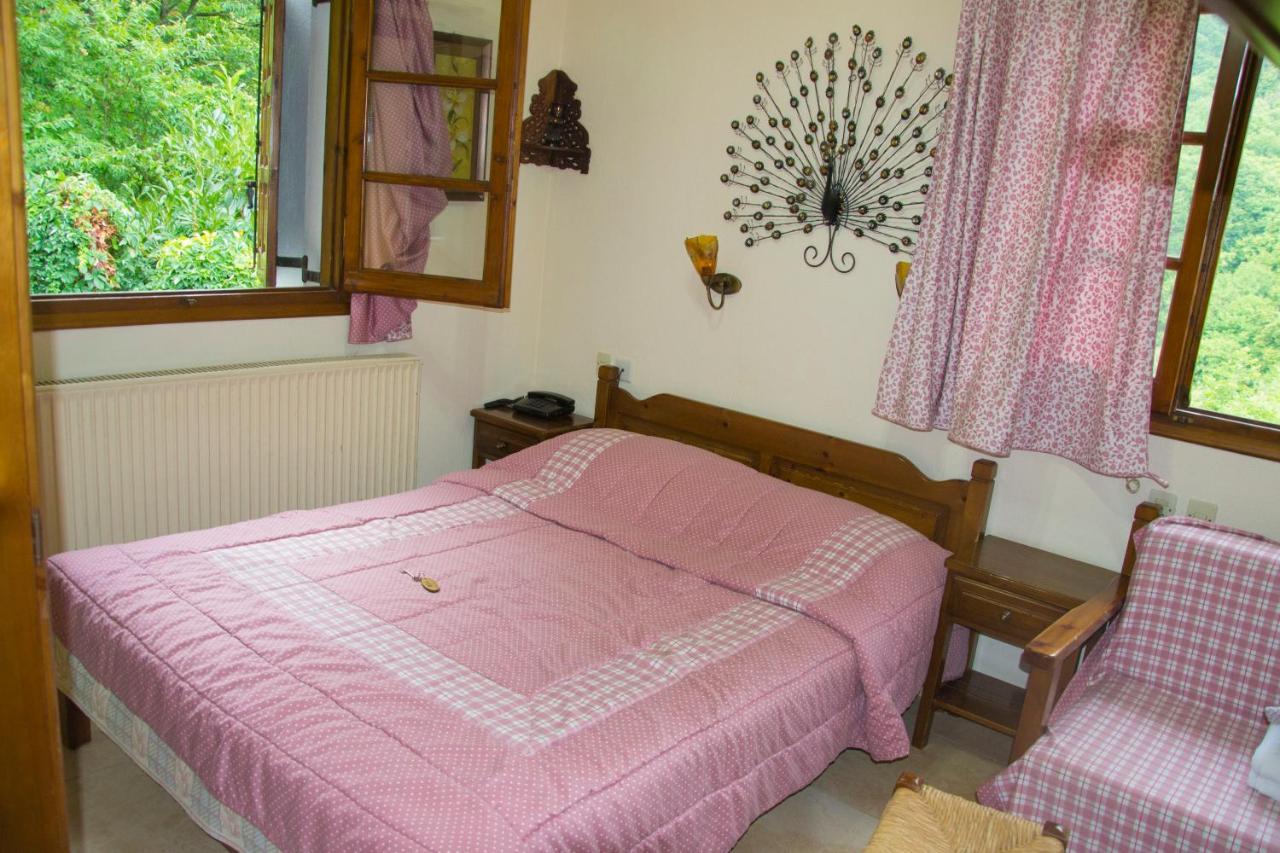 Guesthouse Papachristou Tsagarada Bagian luar foto